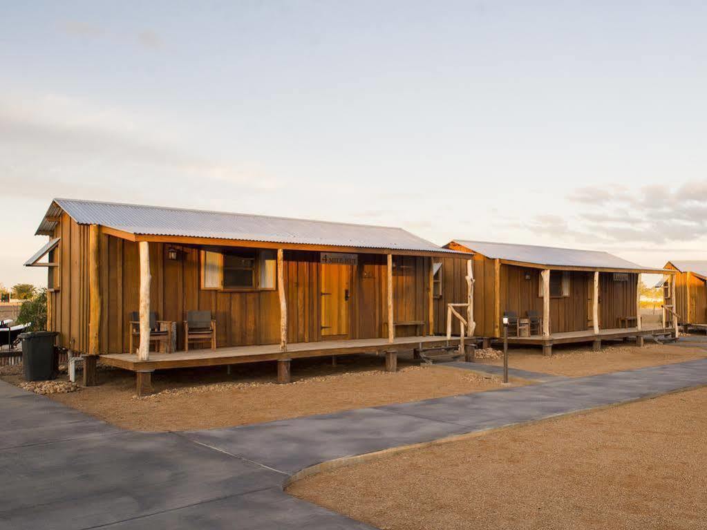Villa Saltbush Retreat à Longreach Extérieur photo